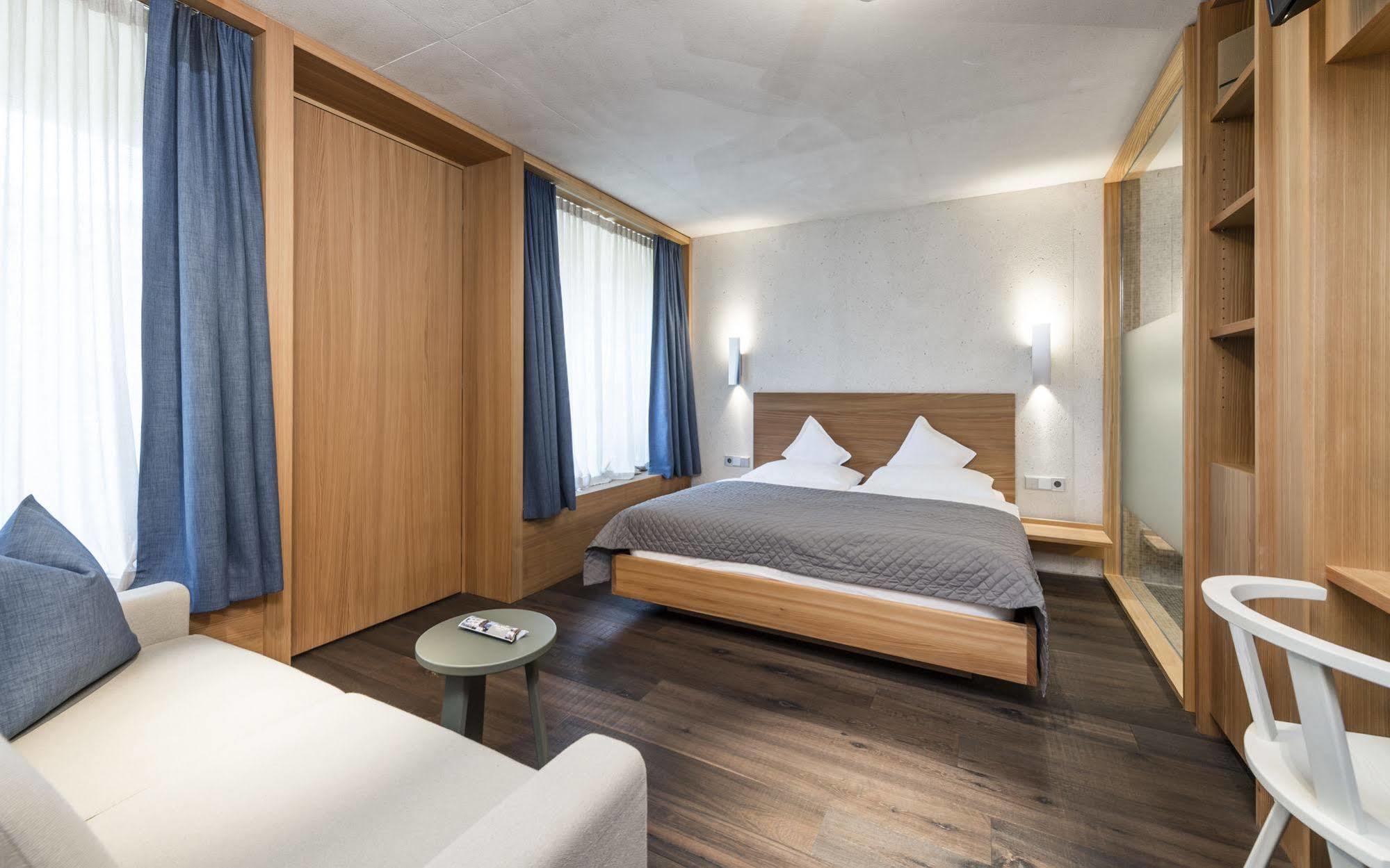 סיוזי La Paula Apartments & Suites מראה חיצוני תמונה